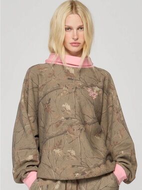 NWT Dairy Boy Diana Rollneck Oversized Sweatshirt in Evergreen Camo